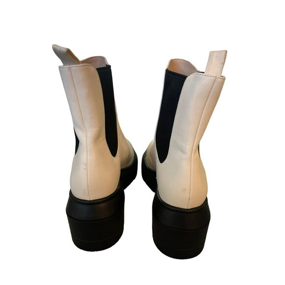 STUART WEITZMAN $495 Norah Lug Sole Chelsea Boots Cream Black NEW Size 6.5 - Picture 4 of 7